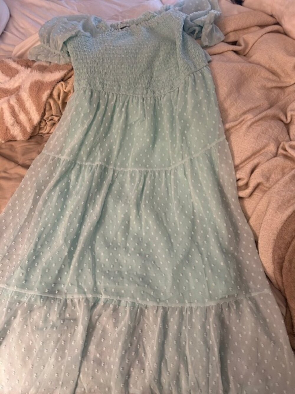 dress  (merokeety)